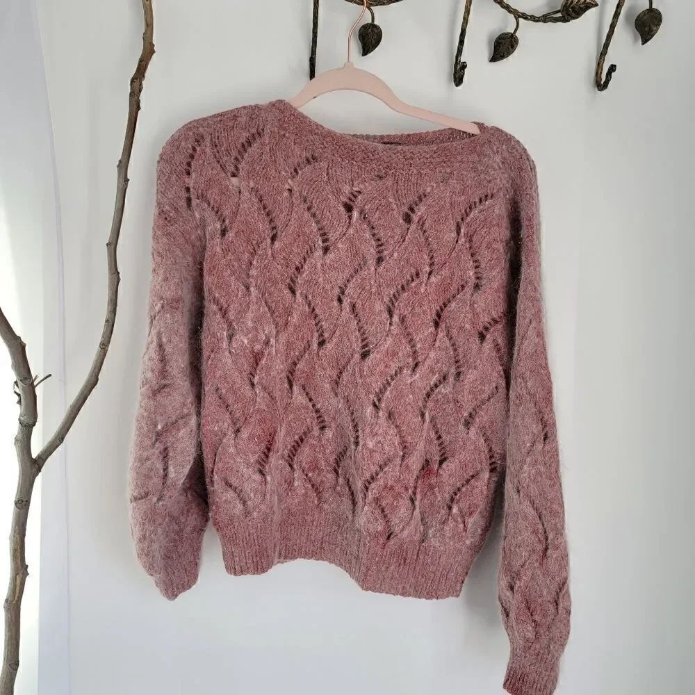 Vintage hand-knit in New Zealand puff sleeve sweater